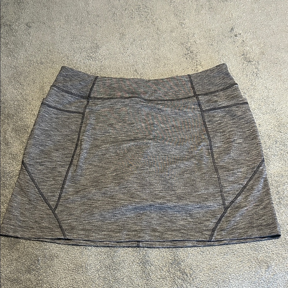 ATHLETA Grey Excursion Stretch Mini Skort Womens Soft Stretch Jersey Knit size L
